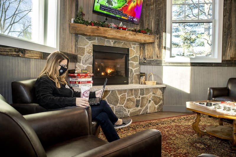 plymouth-seating-area