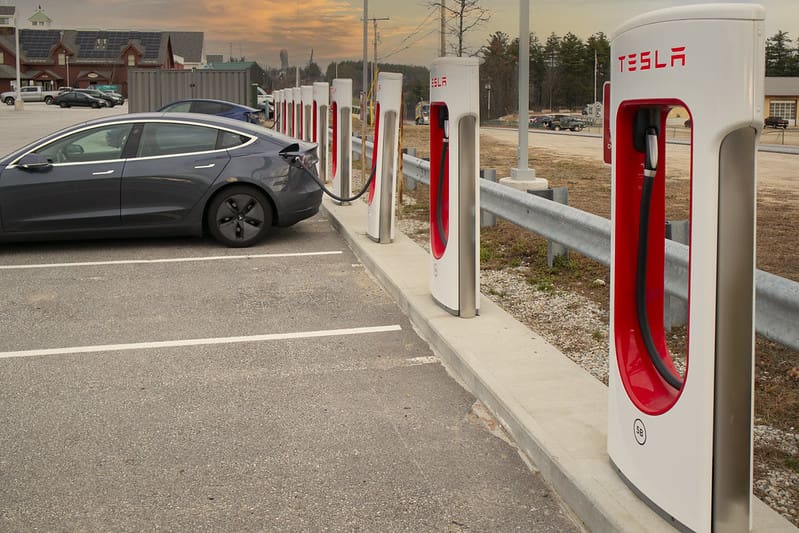 tesla-charging